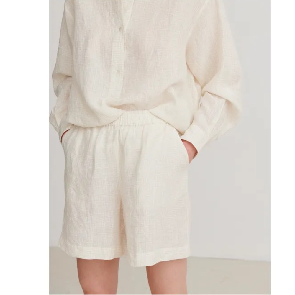 Skall Studio Lucca Linen shorts